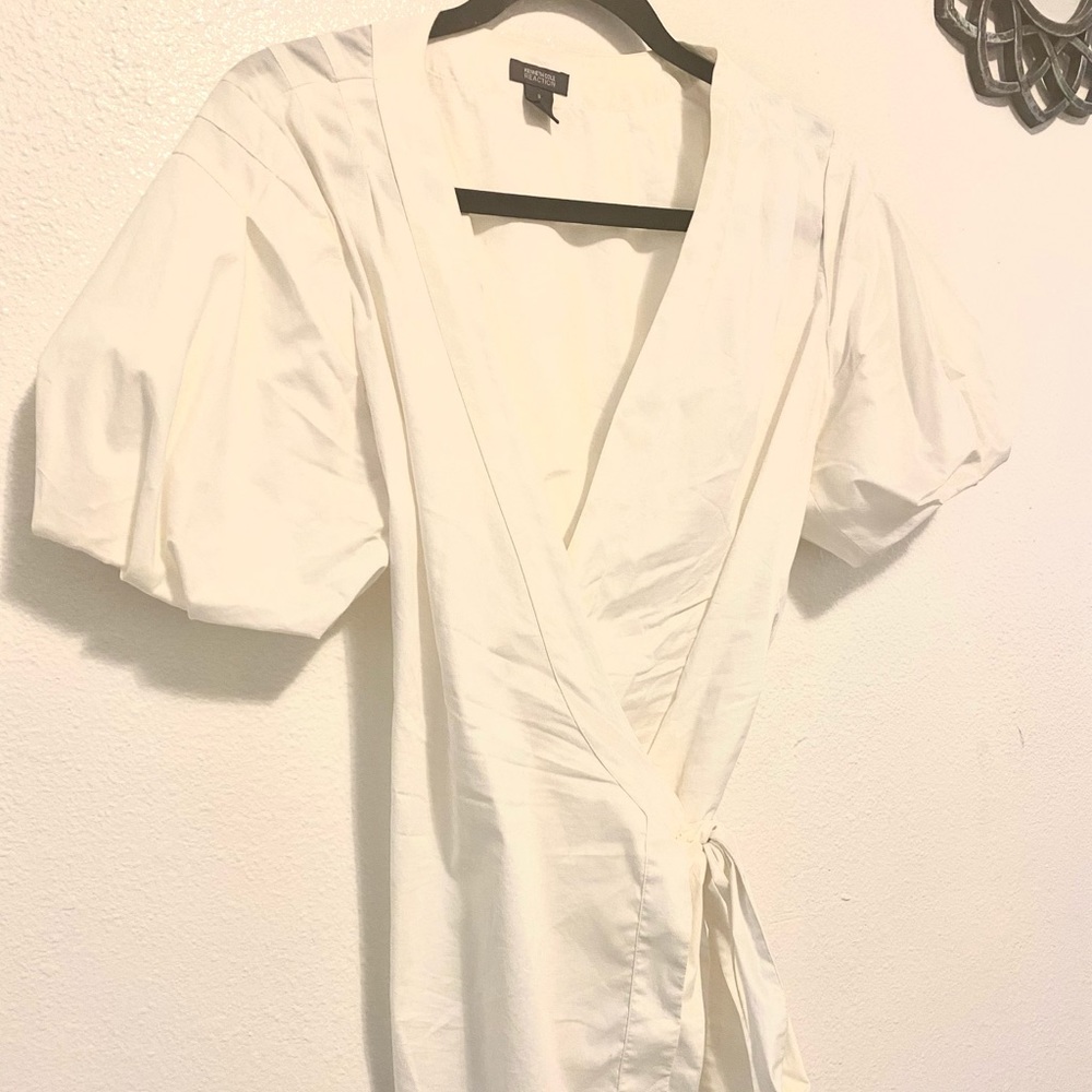 Kenneth Cole white wrap blouse size 8